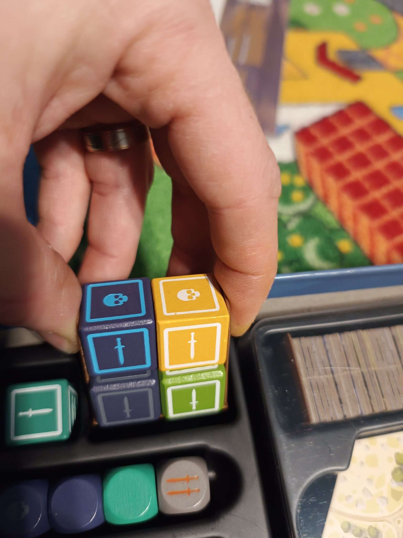 Karak 2 - Bộ lấy xúc xắc