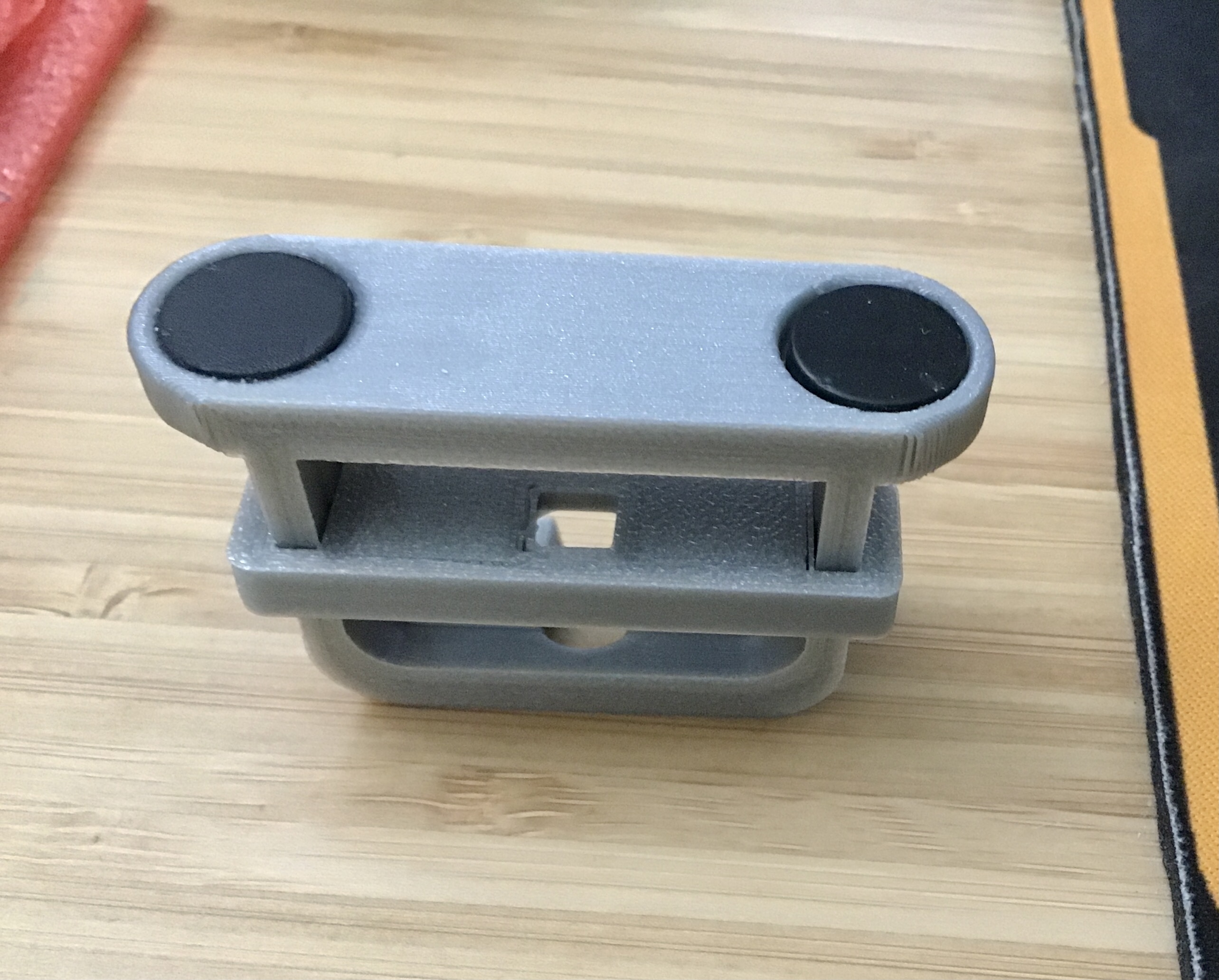 Giá treo cho các mẫu Star Trek của Master Replicas / Eaglemoss