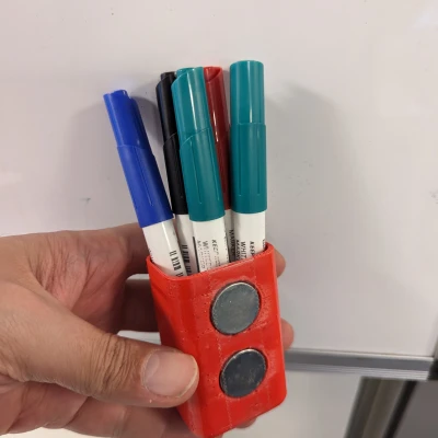 Hộp đựng bút bảng trắng