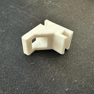 Con trượt thay thế cho móc/kẹp rèm vào thanh ray