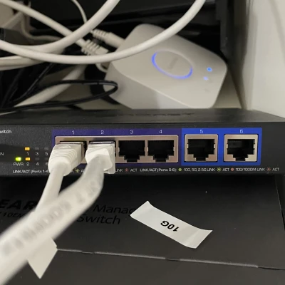 Giá đỡ Rack 10-Inch TRENDnet TEG-S762