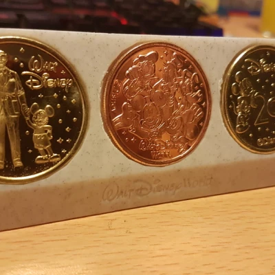 Hộp đựng Huy chương / Tiền xu Disney World (x1, x2, x3, x4)