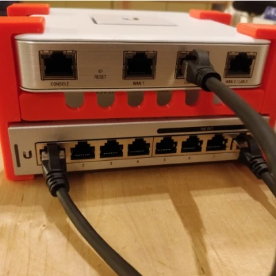 Unifi Stack - Giải pháp xếp chồng tối giản