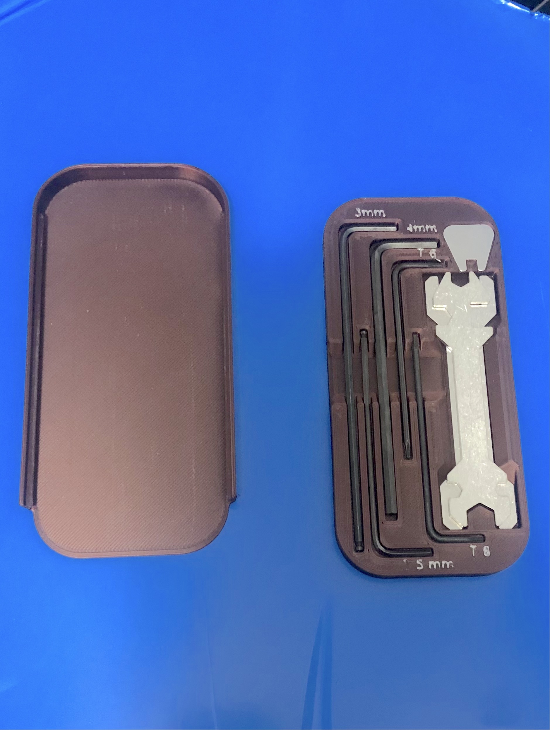 Hộp Đựng Dụng Cụ XL Có Nắp Trượt