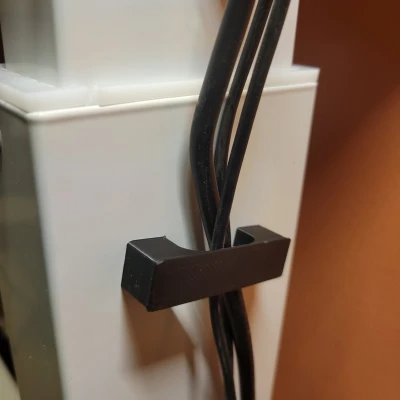 Giữ Cáp Nam Châm