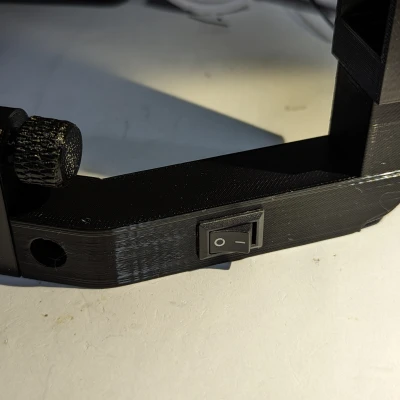 Chế Cánh Tay Cho Thanh Đèn LED Đứng