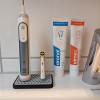 Giá đỡ bàn chải đánh răng Oral-B - Thumbnail 3