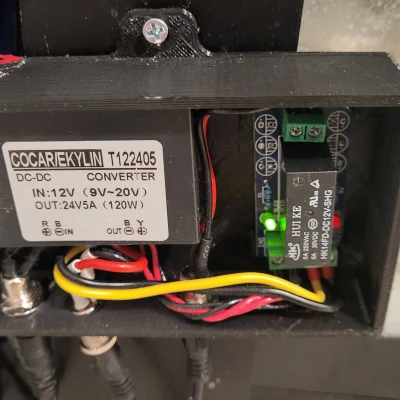 Hộp Pin Dự Phòng Cho Hồ Cá