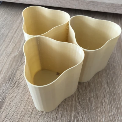 Chậu hoa tự tưới