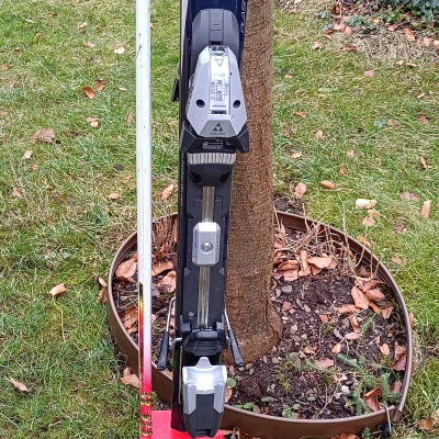 Giá Đỡ Ván Trượt Tuyết