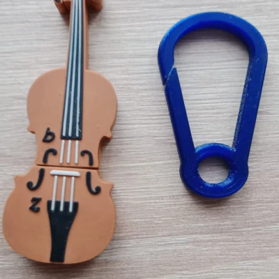 Móc Karabiner Có Tai