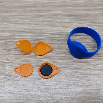 Vỏ Chìa Khóa Keychain Cho Chip RFID Từ Vòng Đeo Tay