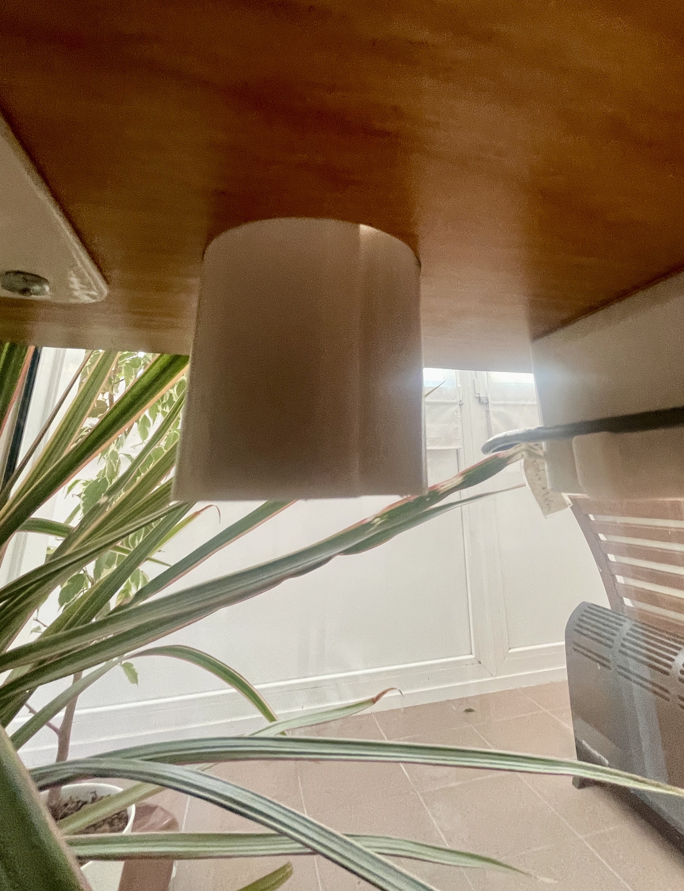 Cốc Bút Cắm Lỗ Bàn 50mm