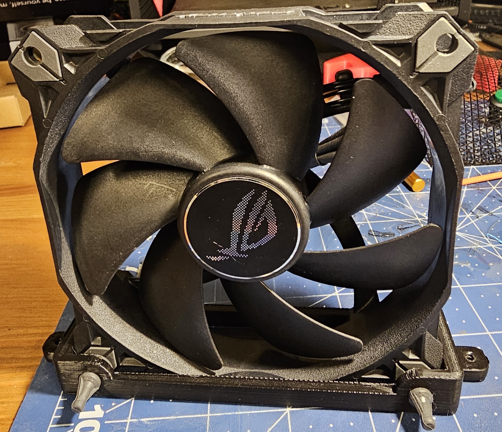 Giá đỡ quạt dọc - phiên bản mỏng