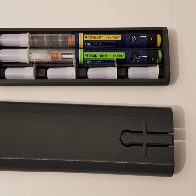 Hộp Đựng Insulin