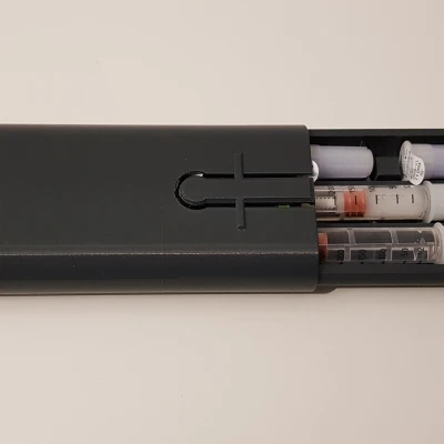 Hộp Đựng Insulin