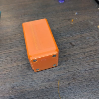 Hộp Đựng Pin 1x1 Gridfinity Cho Máy Hàn Weller