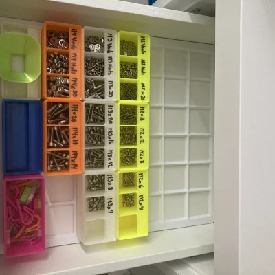 Gridfinity grid cho Kallax