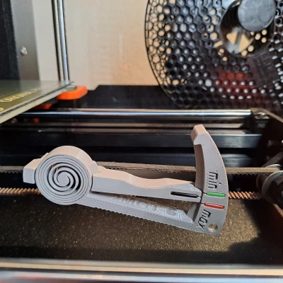 Dụng cụ kiểm tra độ căng đai