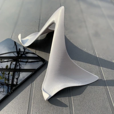 Chân Đế Máy Tính Bảng "Chiếc Khăn Ăn Rơi"