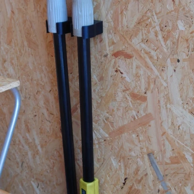 Giá treo tường cho cây tỉa cành Ryobi OPP 1820