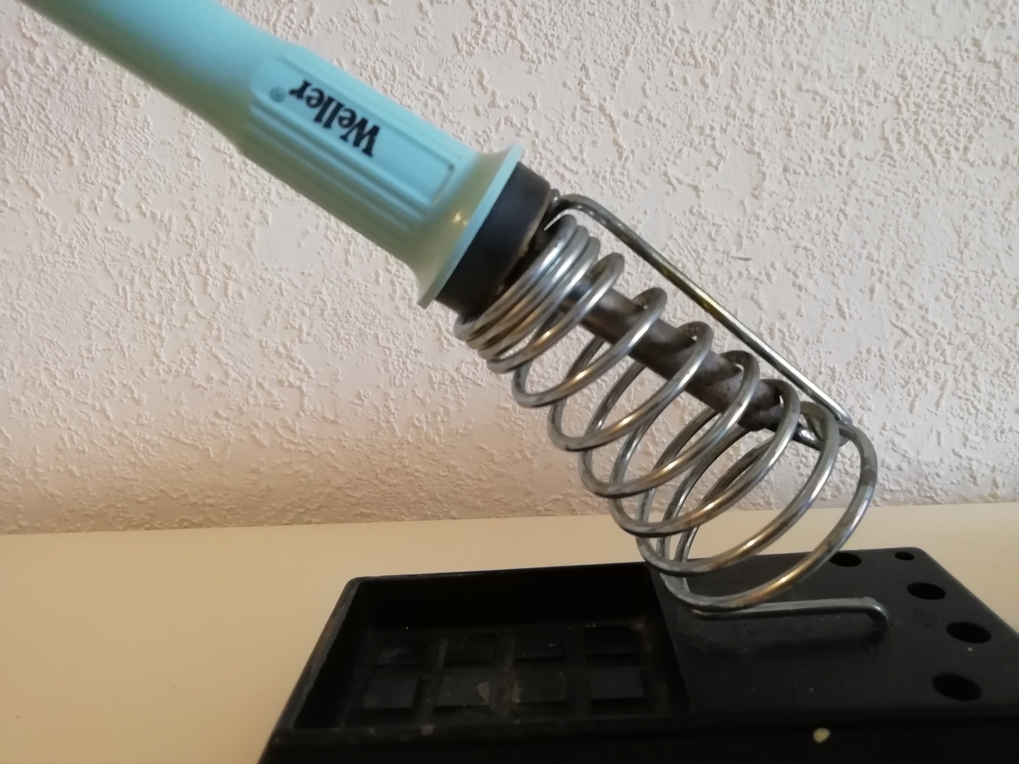 Chân đế mỏ hàn Weller