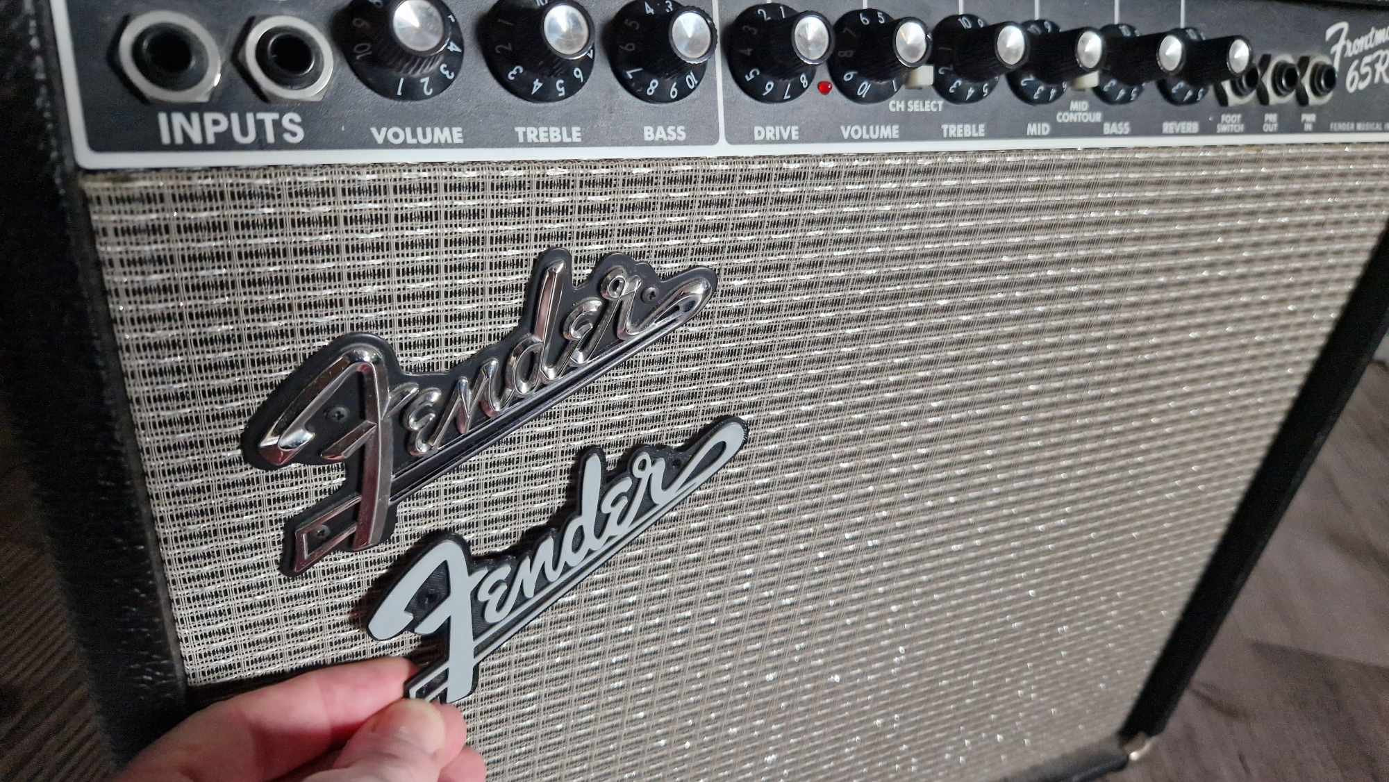 Logo Fender cho amply và thùng đàn guitar