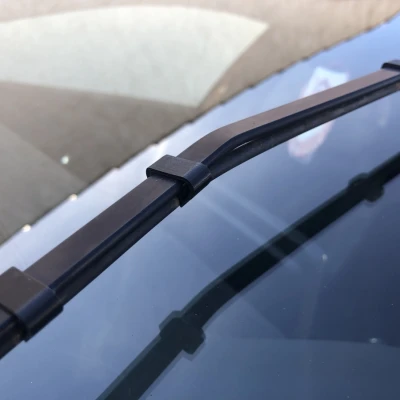 Peugeot 3008/5008 - Kẹp Giữ Ống Nước Kính Chắn Gió Trước