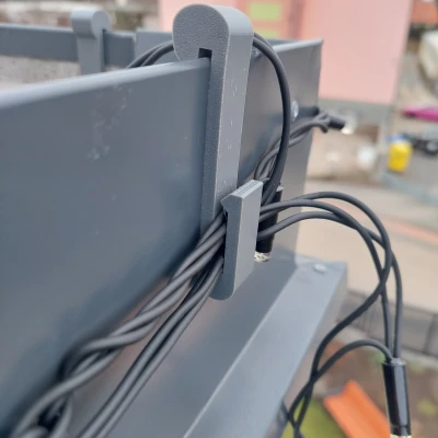 Kẹp Giữ Đèn Giáng Sinh Ngoài Trời