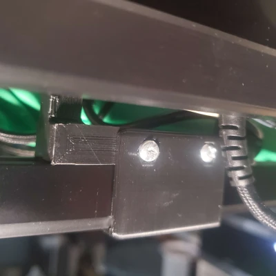 Giá Đỡ Màn Hình Octoprint Gắn Ray Trên (Nâng Cấp)