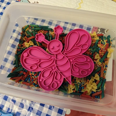 Bướm - Khay Cảm Giác