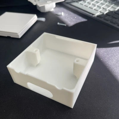 Hộp Treo Tường Cho Công Tắc Đèn Aqara