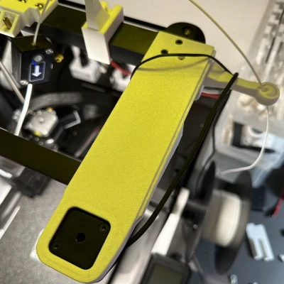 Ngàm Camera Nebula - Trên Cùng Bên Phải