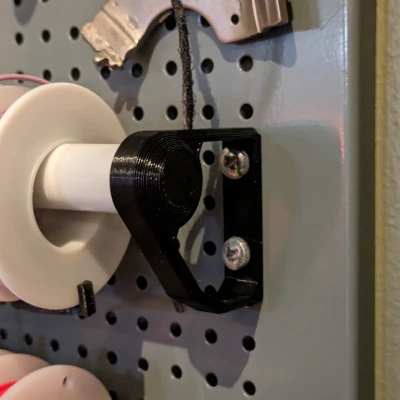 Giá Đỡ Cuộn Cáp Cho Pegboard