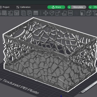 Hộp Voronoi có tay cầm và đáy kín