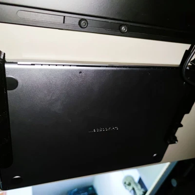 Giá đỡ dưới bàn cho Apple MacBook Pro 16" M1 2021