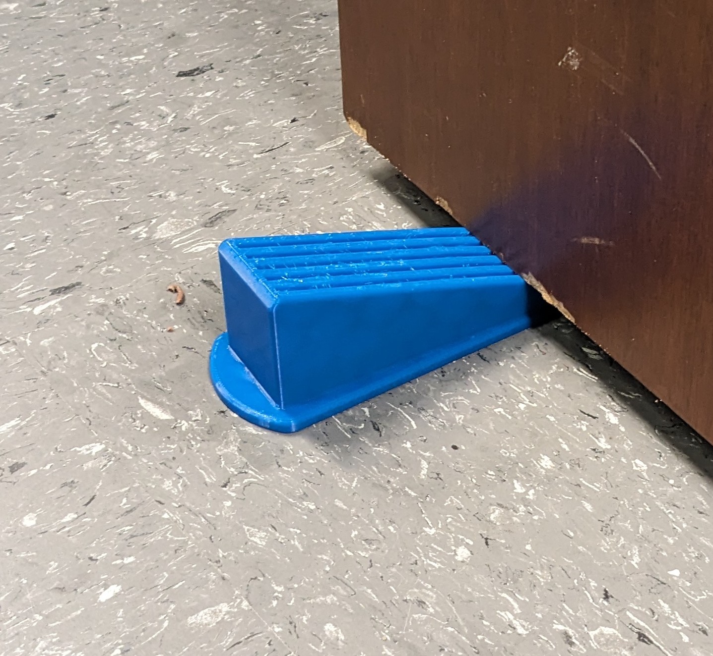 Chặn Cửa - Cỡ Lớn và Cỡ Nhỏ