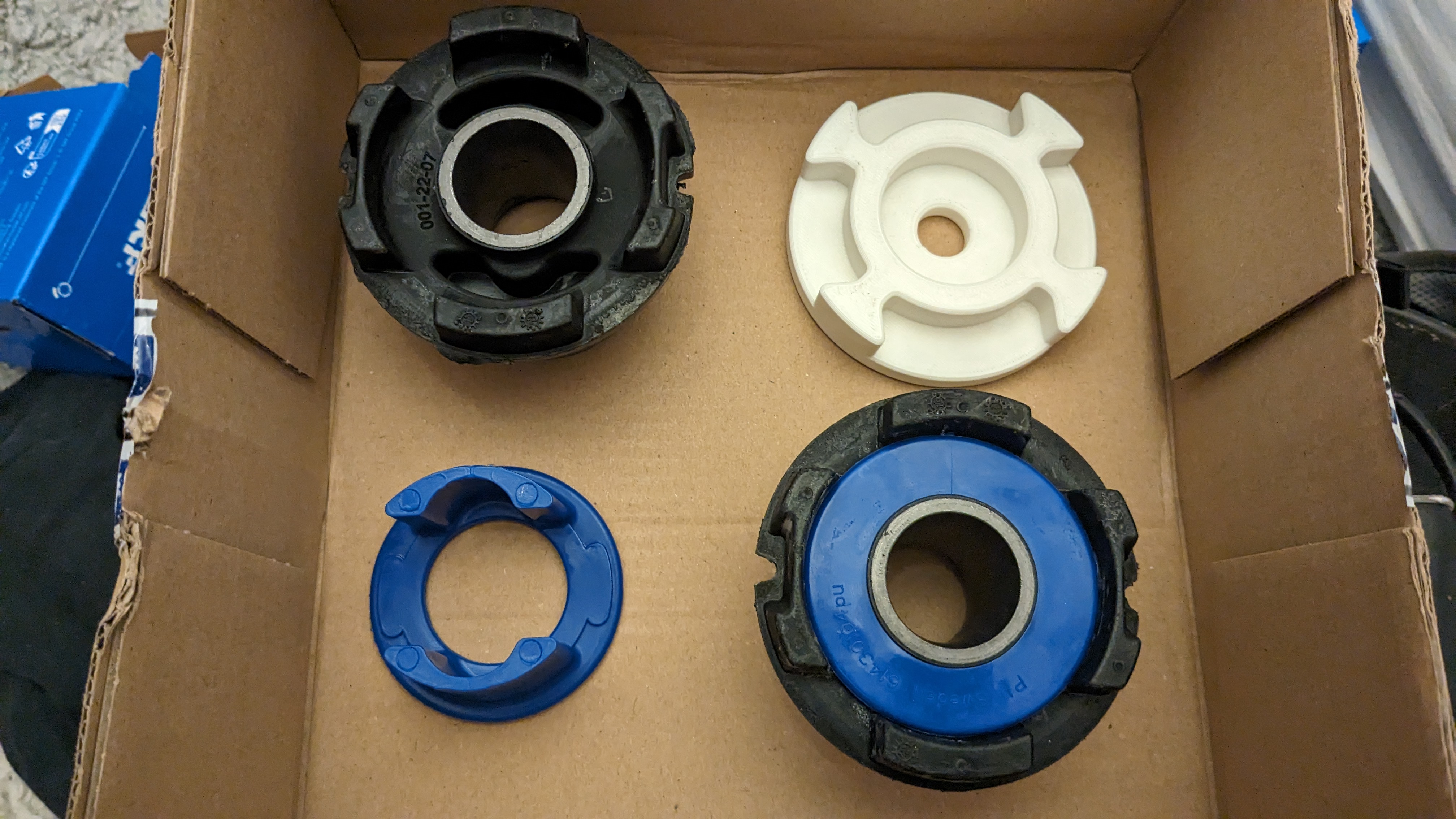 Dụng cụ Ép Bạc Cao Su Khung Phụ Volvo P80/P2