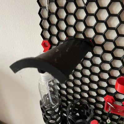 Giá Đựng Băng Keo Dài Cho Tường Tổ Ong