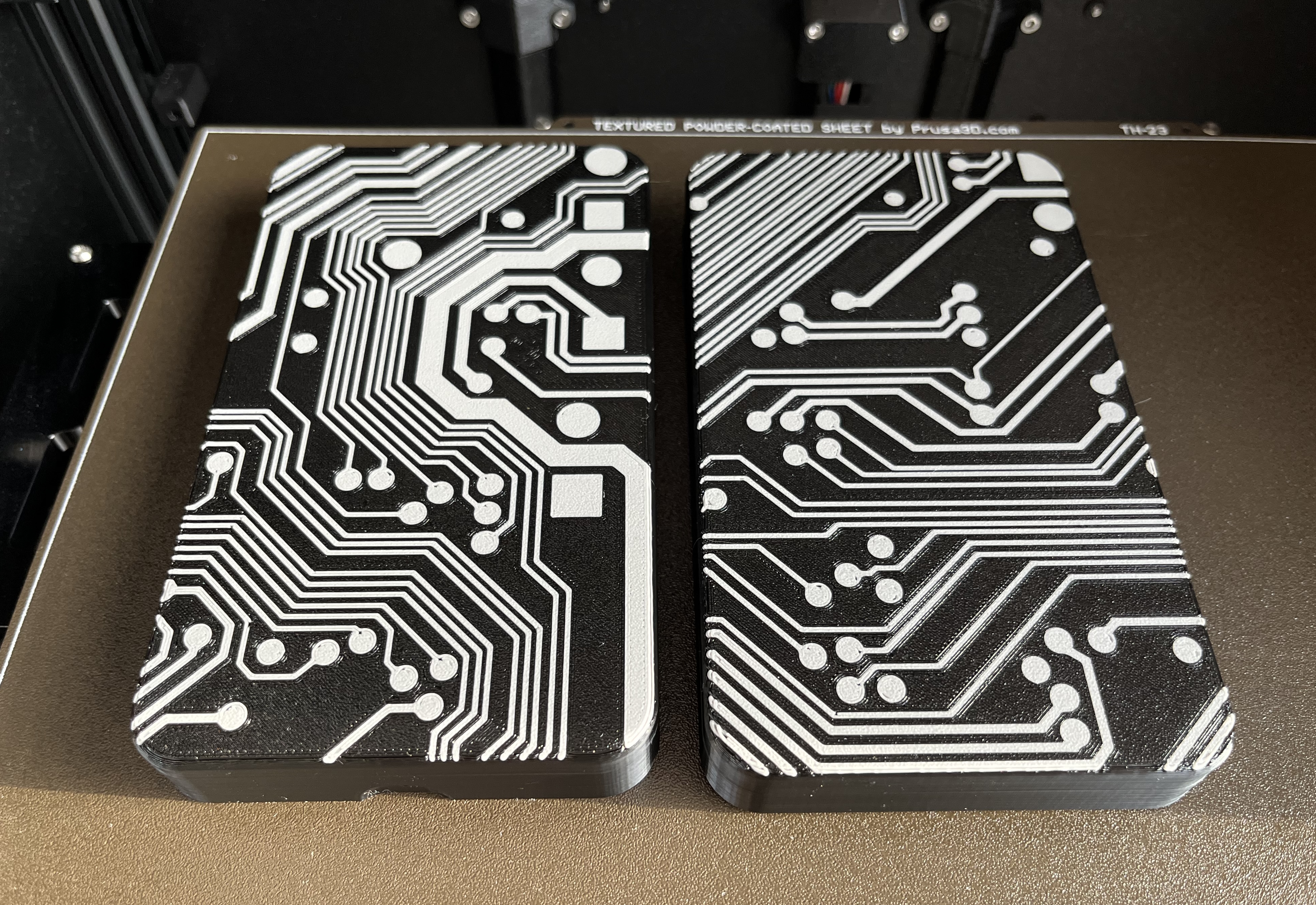 Vỏ Cứng Tay Cầm Chơi Game Retro R36S (Bản Remix Đa Sắc)