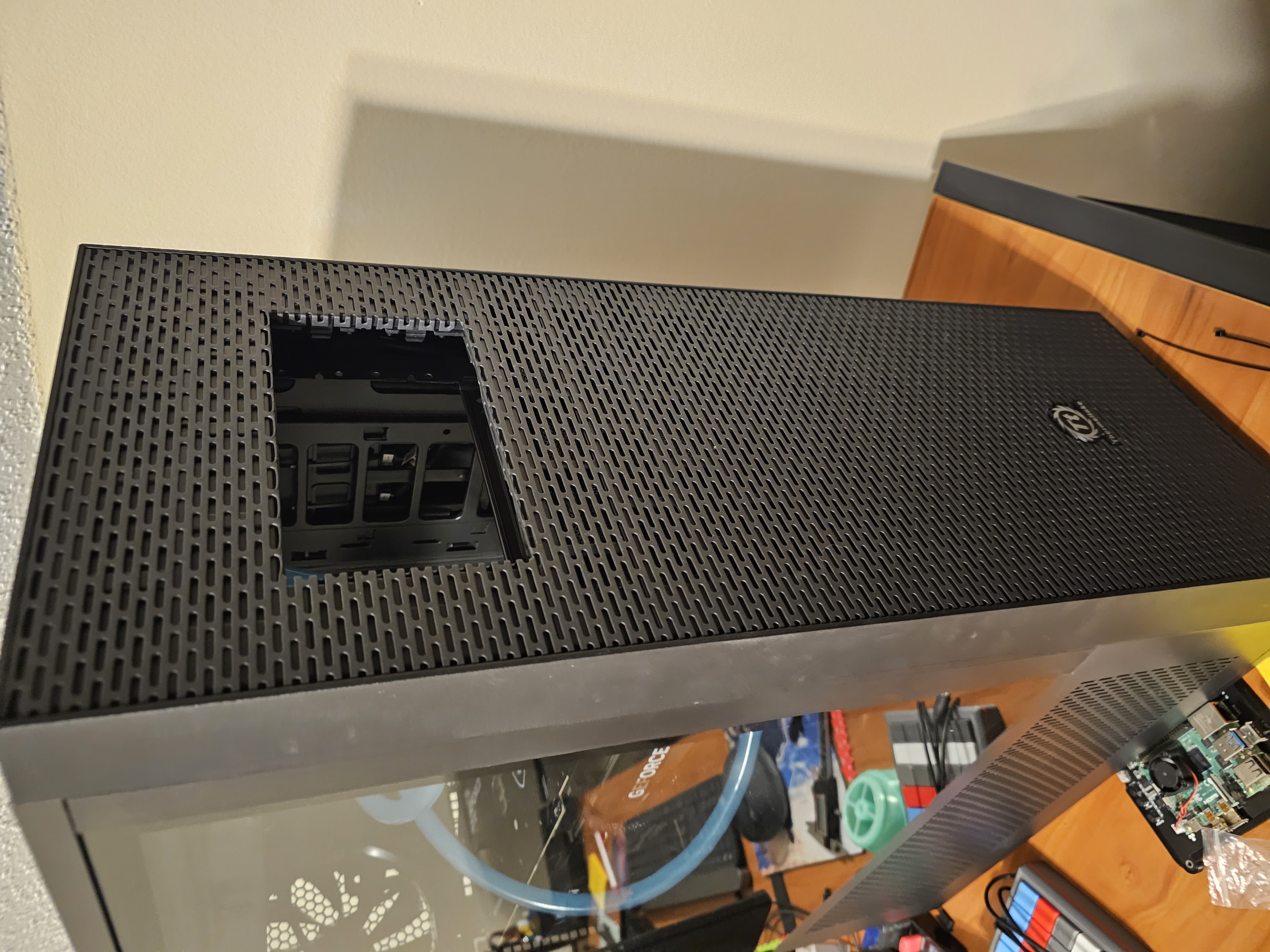 Mặt trước Vỏ Case Thermaltake Core X71