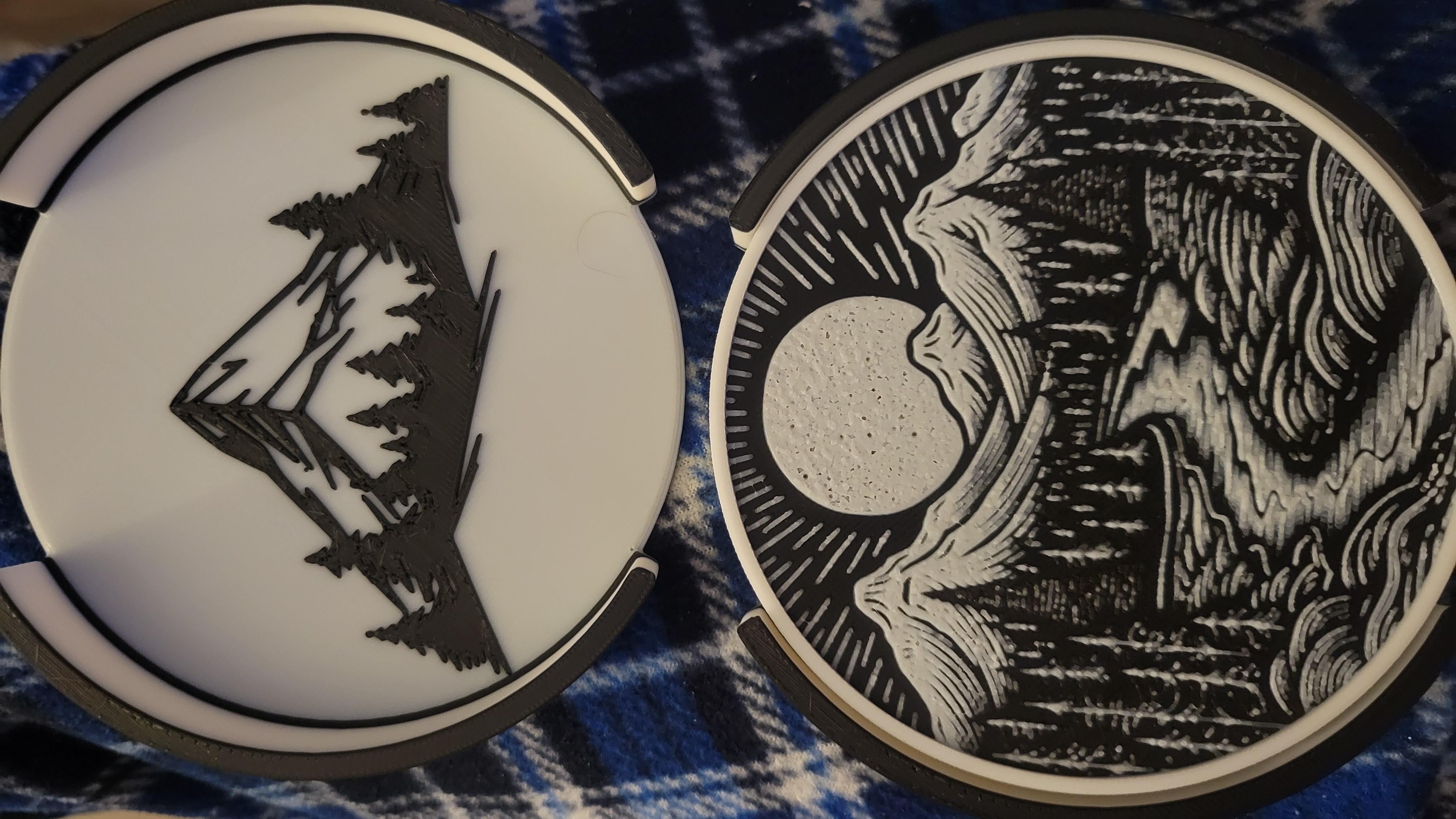 Giá đỡ đế lót ly núi Hueforge