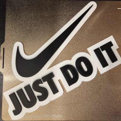 Logo Nike Just Do It Đa Sắc Màu