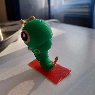 Mô hình Pokemon Caterpie đa sắc (4 màu)