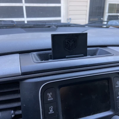 Giá Đỡ Điện Thoại Trên Taplo Xe Ram 1500