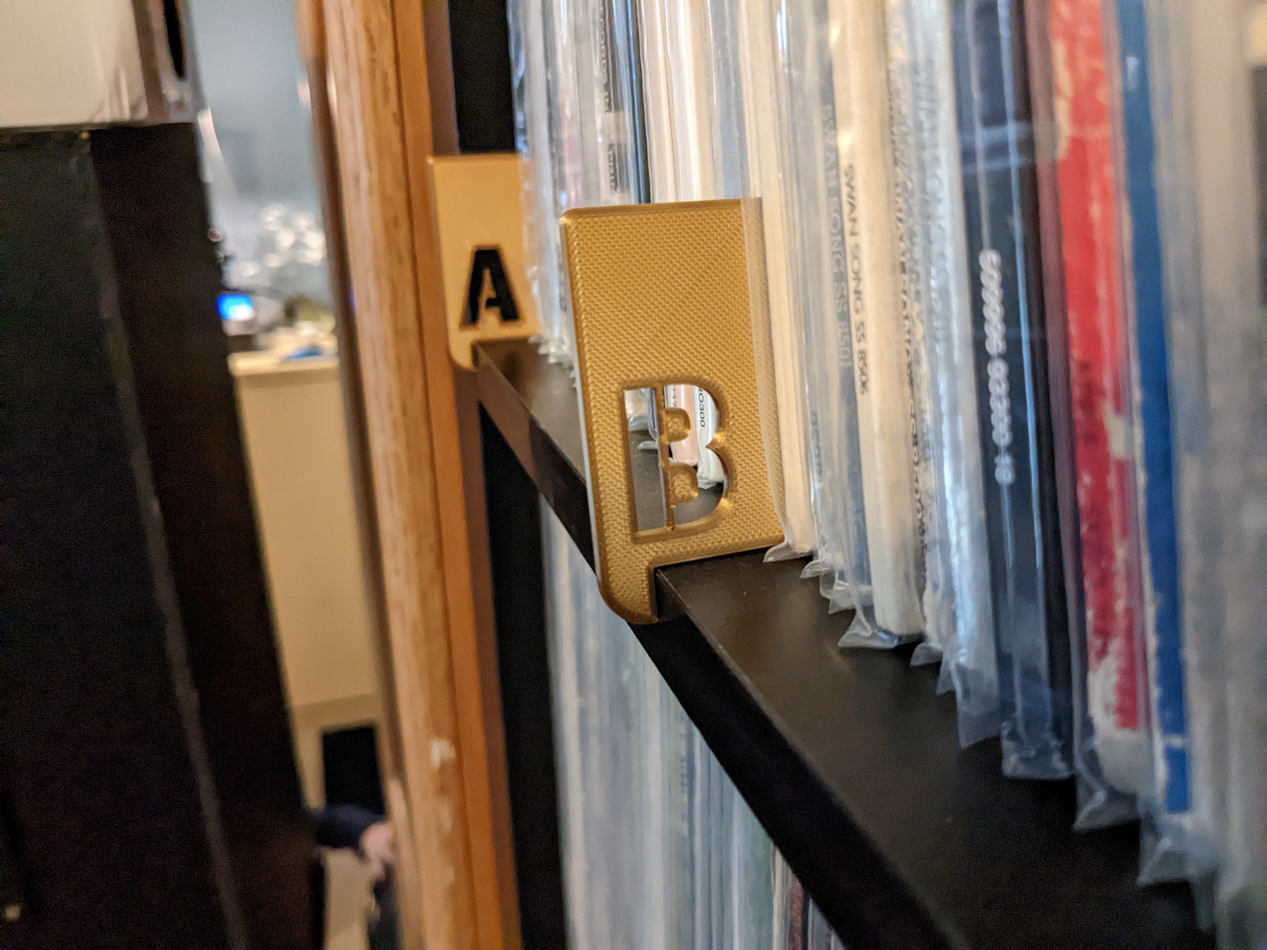 Vách Ngăn Đĩa Than