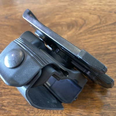 Adapter Gắn Bao Da GunClip Crye Vào Hệ Thống QLS Safariland