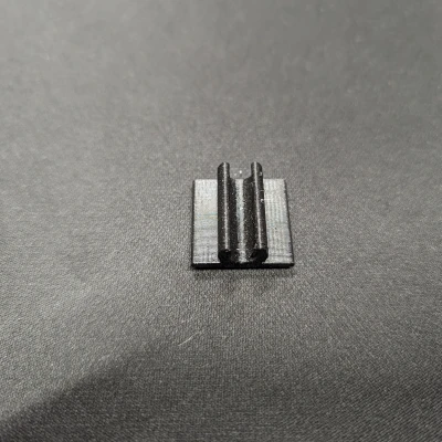 Kẹp Giữ Dây Cáp Treo Tường