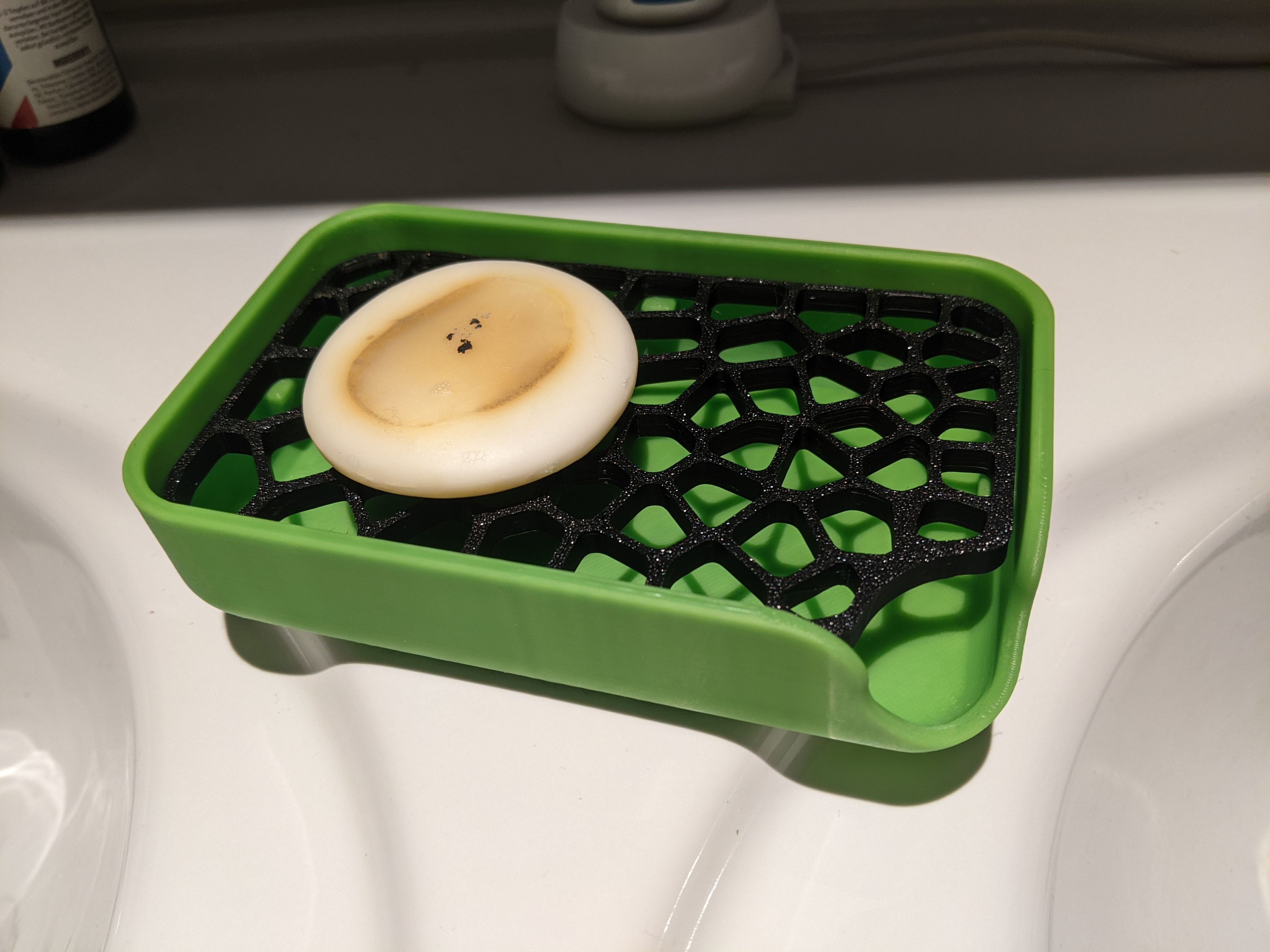 Kệ Xà Bông Voronoi