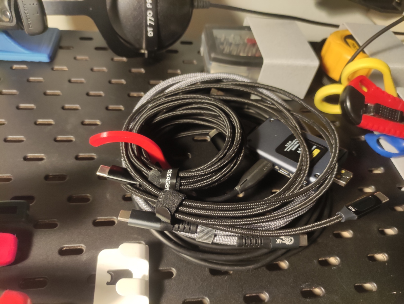 Móc/Tổ chức dây cáp Skadis